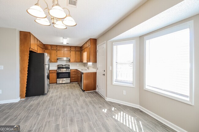 Building Photo - 4603 Quail Pointe Dr