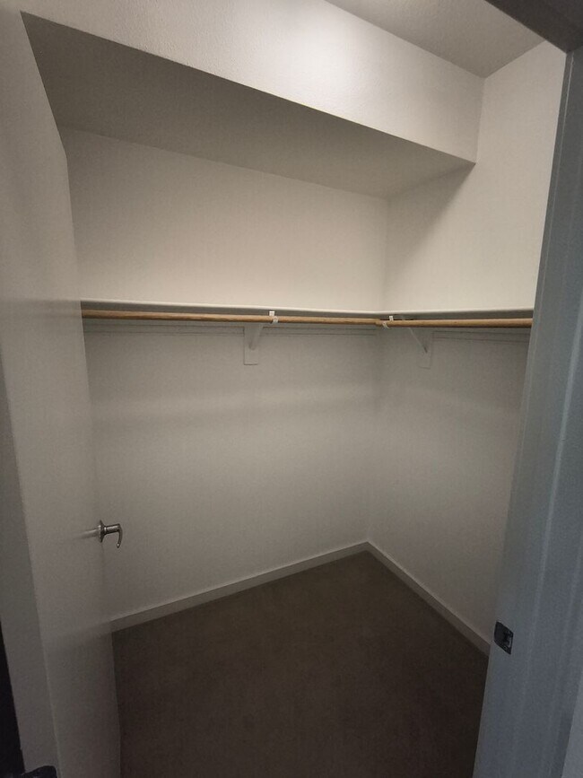 Building Photo - $500 MOVE IN SPECIAL!!! LUXURY 2 BEDROOM CONDO IN DOWNTOWN WALNUT CREEK, CA!