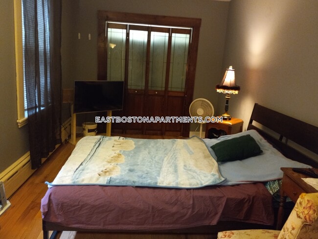 Building Photo - 46 Princeton St