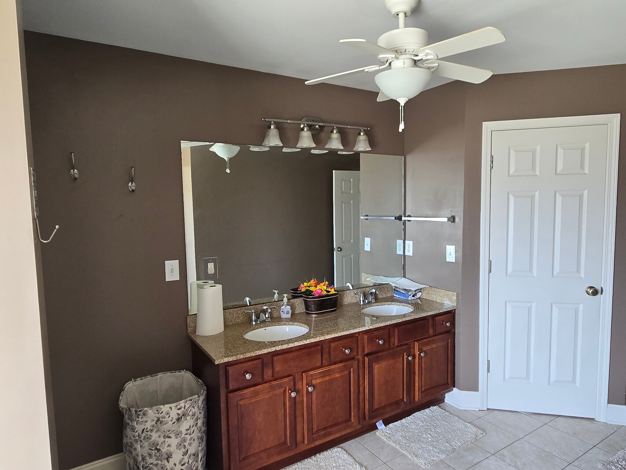 Building Photo - 17001 Piton Way