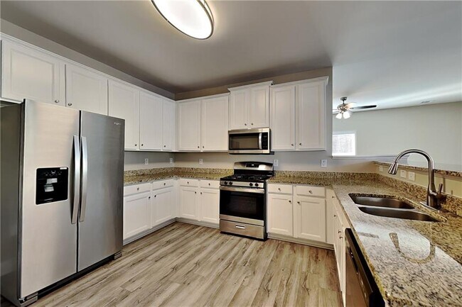 Building Photo - 227 Brightondale Blvd