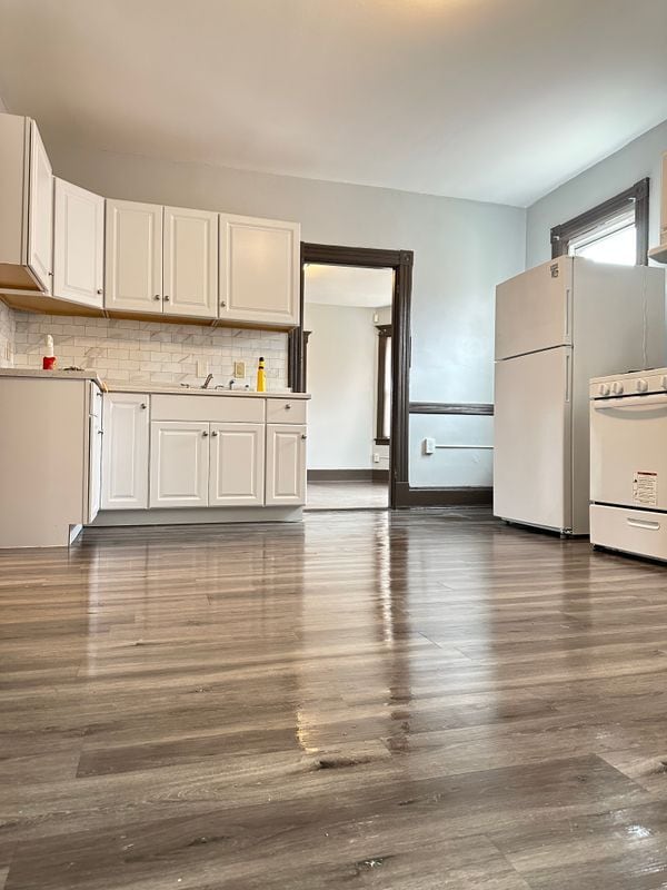 Primary Photo - 808-810 Capitol Avenue, Floor
