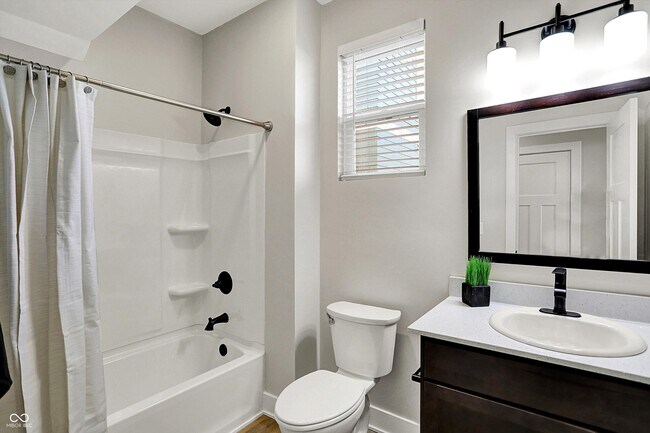 Building Photo - 1624 Prospect St