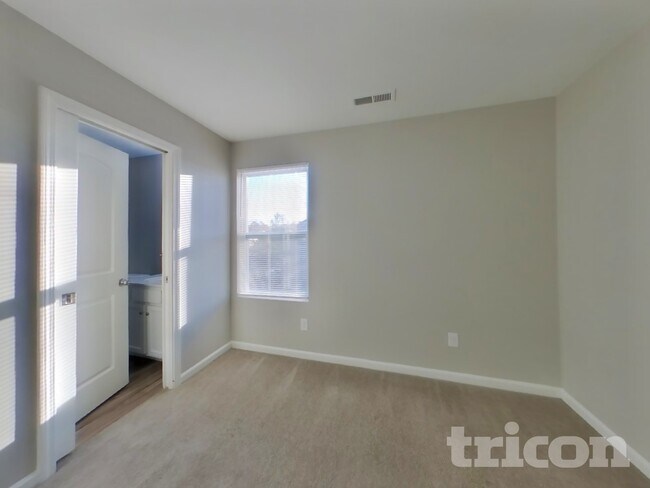 Building Photo - 1408 Logan Patrick Court