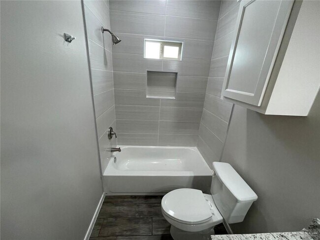 Building Photo - 12 Sandpiper Ave