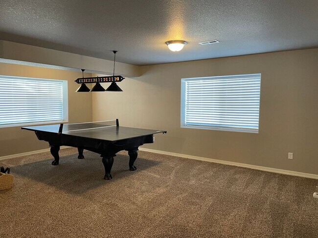 Building Photo - Ranch home on a corner lot with lawn care ...