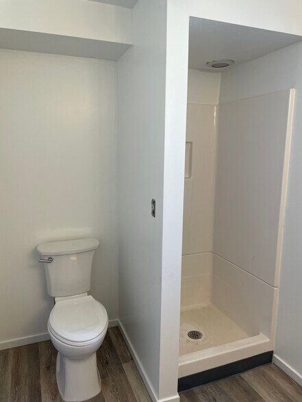 Building Photo - 2894 S 625 W