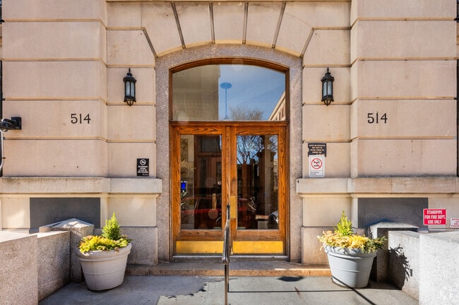 Building Photo - Elefant Dreams