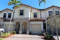 Building Photo - 8899 NW 98th Ave