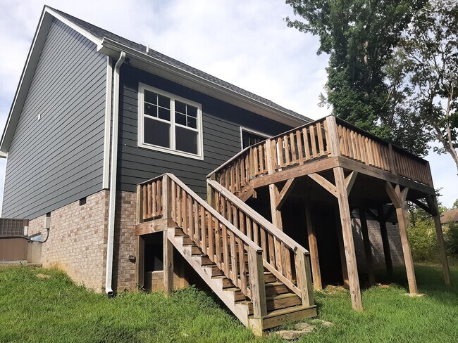 Building Photo - 1171 Melvin Dr