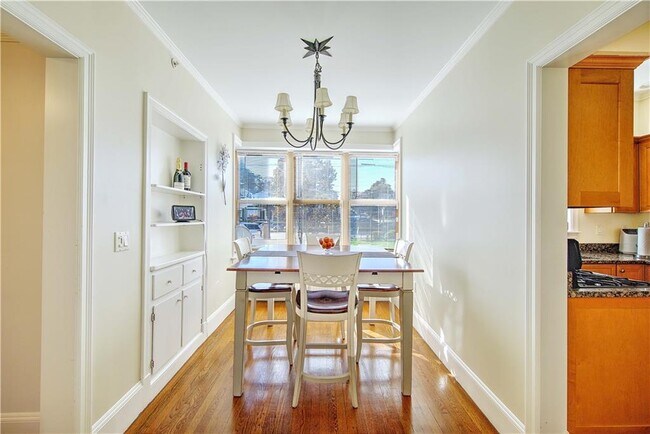 Building Photo - 1180 Narragansett Blvd