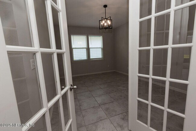 Building Photo - 154 Palisade Dr