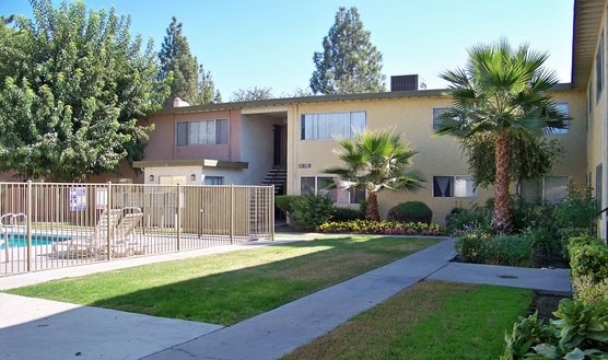 Building Photo - Sequoia Ridge