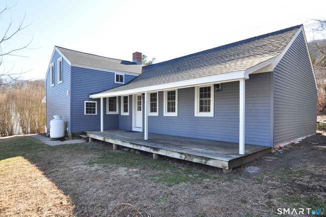 Building Photo - 59 Bridge St