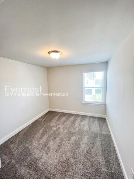 Building Photo - 4522 Skywood Ln