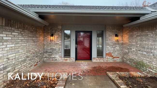 Building Photo - 12510 Maple Ridge Rd