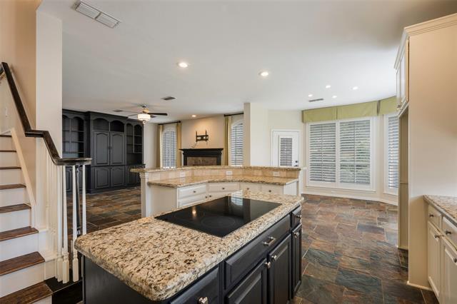 Building Photo - 2912 Meadow Glen Dr