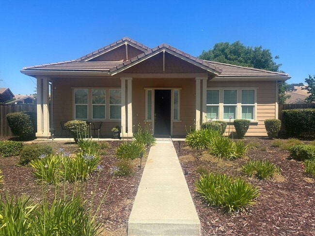 Primary Photo - 9456 Vintner Cir