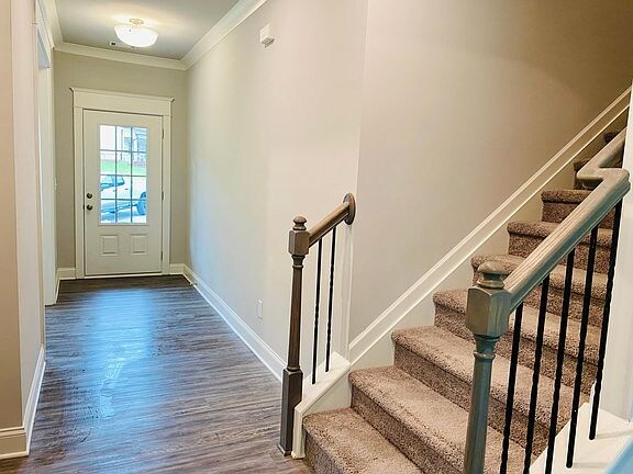 Building Photo - 1727 Holman Forest Dr NE