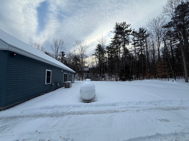 Building Photo - 4 Mellow Hill