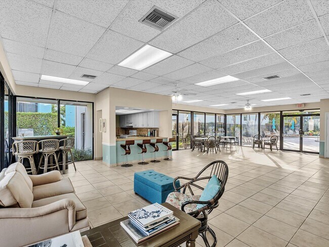 Building Photo - 524 Osprey Dr