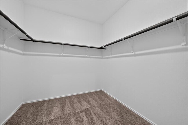 Building Photo - 15608 Spring Hill Ln
