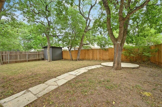Building Photo - 2217 Riker Ridge Trail
