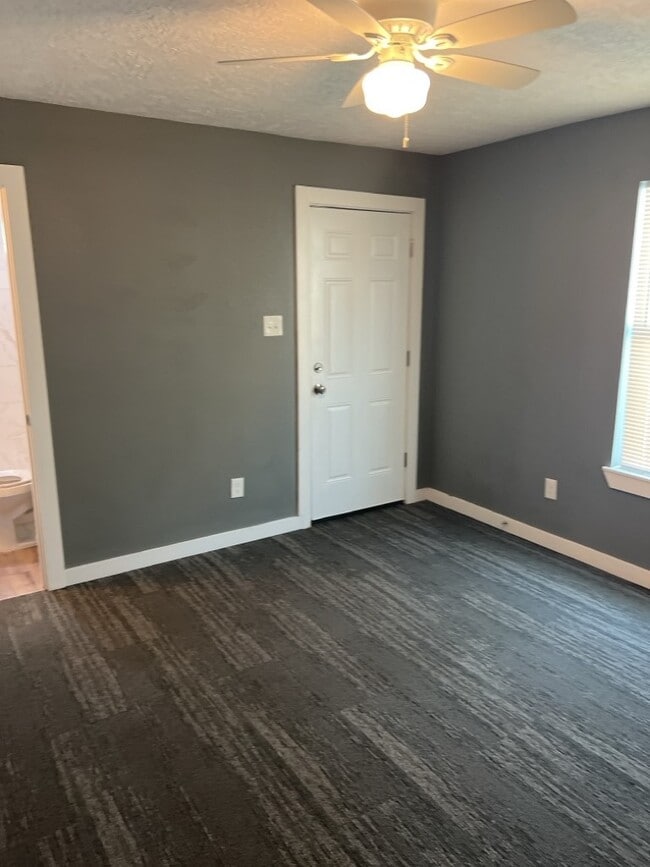 Building Photo - 2608 Mills St