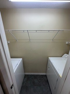 Building Photo - 1000 Harbour Vista Cir