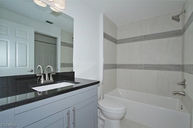 Building Photo - 6490 Aragon Way