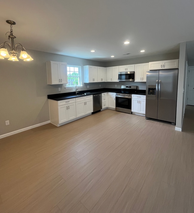 Building Photo - 3945 Greenpond Rd