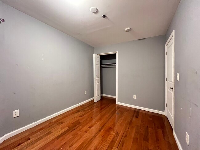 Building Photo - 113 Ocean Ave