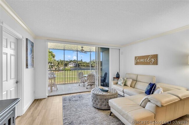 Building Photo - 3150 NE 48th Ct