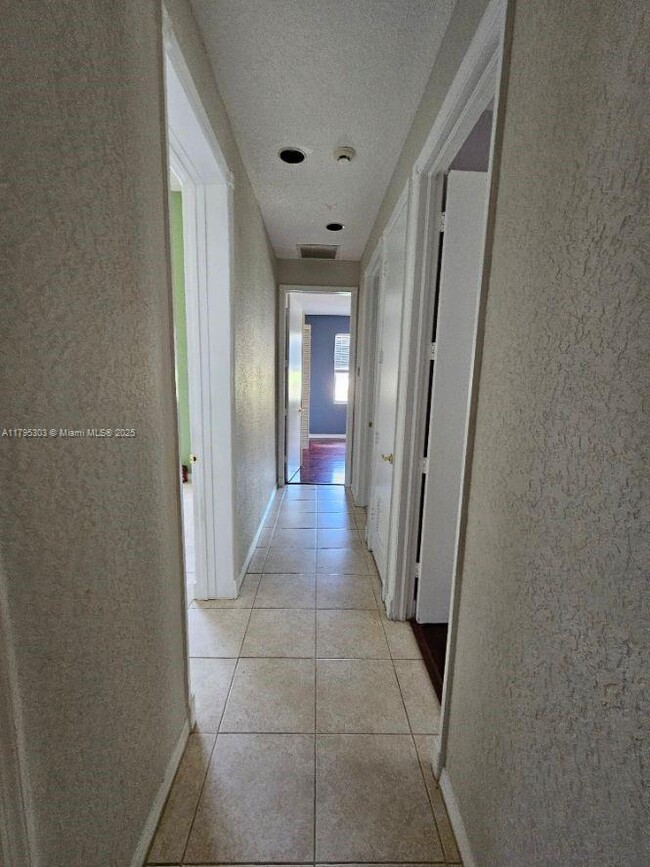 Building Photo - 18628 Ocean Mist Dr