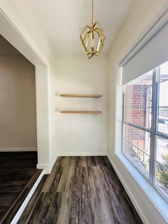 Building Photo - 251 Fresno Springs