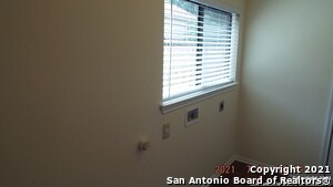 Building Photo - 6311 Encanto Point Dr