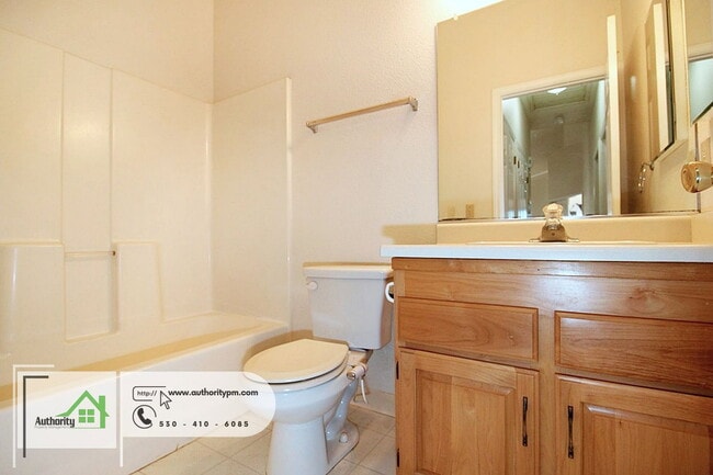 Building Photo - 21906 Chimney Rock Dr