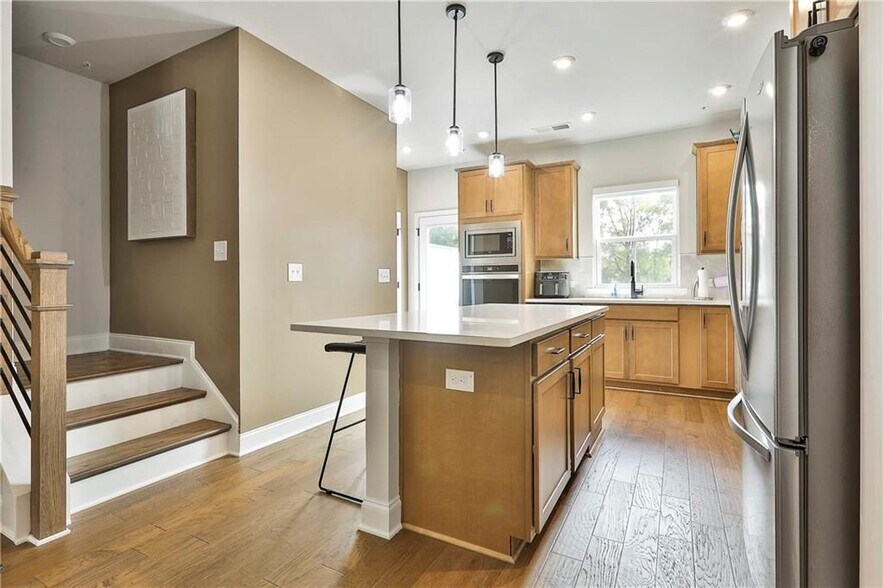 Building Photo - 2549 Astaire Ct NW