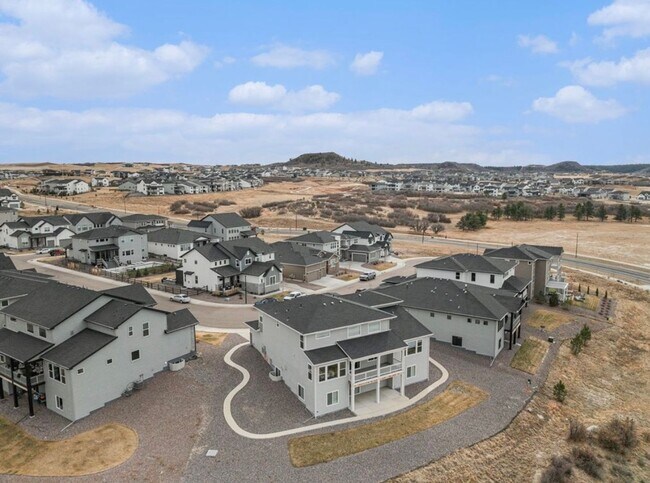 Building Photo - Castle rock 4 Bed 4 Bath luxury Home!!