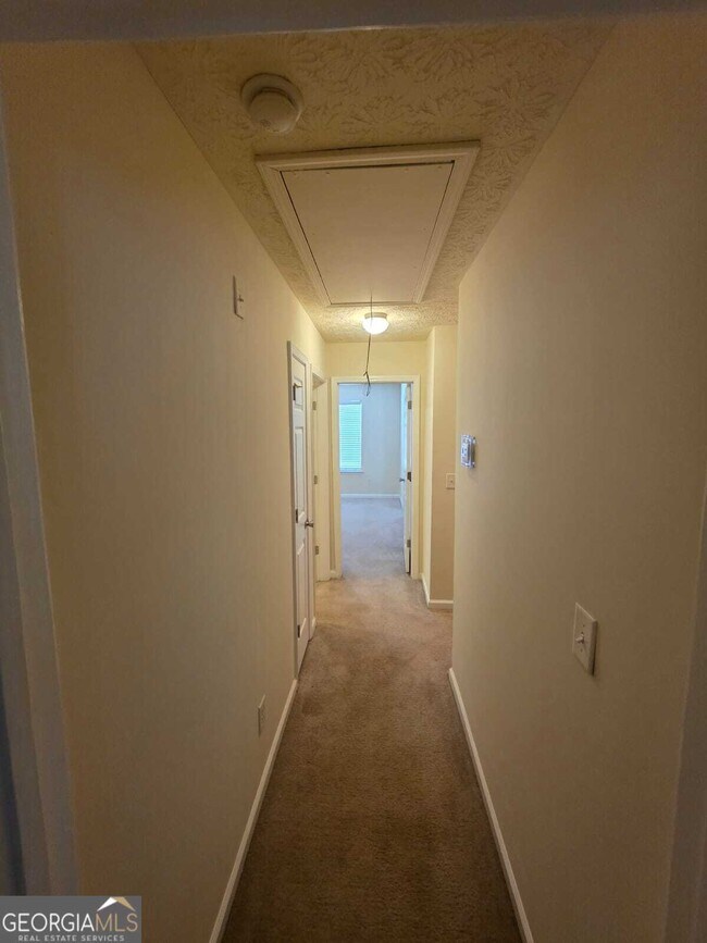 Building Photo - 4332 Park Gate Way