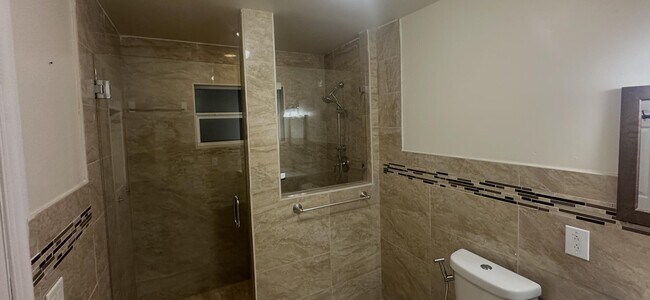 Building Photo - 4900 SW 103rd Pl