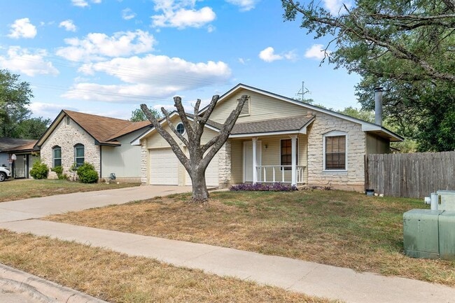 Building Photo - 607 Russet Valley Dr