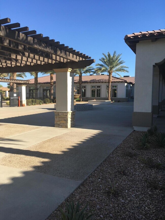 Building Photo - 85468 Treviso Dr