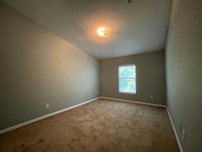 Building Photo - Osprey Branch in Mandarin 2 Bedroom, 2 Bath Condo