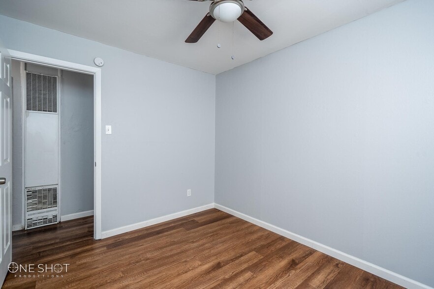 Building Photo - 525 N Bowie Dr
