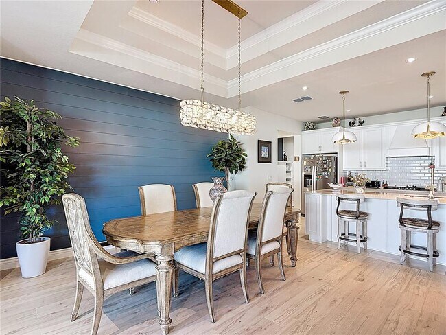 Building Photo - 6485 Shimmering Shrs Ln