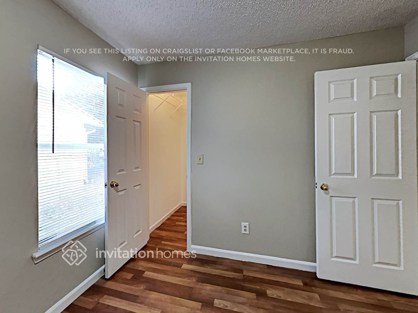 Building Photo - 1724 Chandelier Cir W