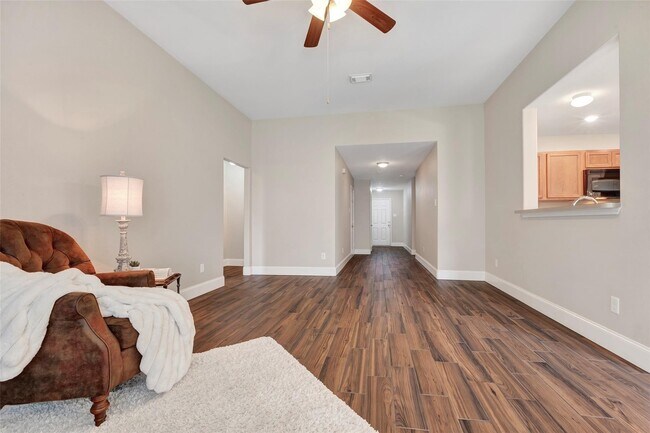 Building Photo - 10439 Hamlet Vale Ct