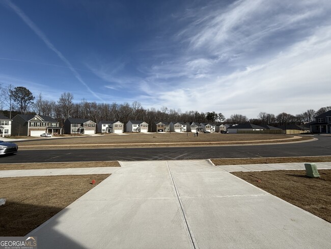 Building Photo - 9 Cottonfield Rd