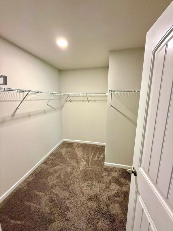 Building Photo - 4724 Rdg Vly Dr